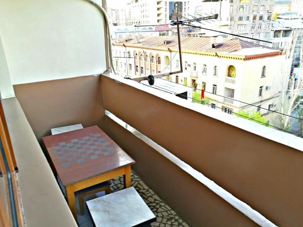 Nice and Cozy Studio Apartment + Kitchen and Open Balcoy In The Middle of CENTER