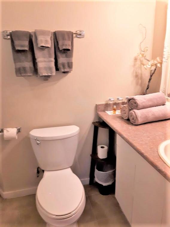 Marketa's Bed and Breakfast - Image 2