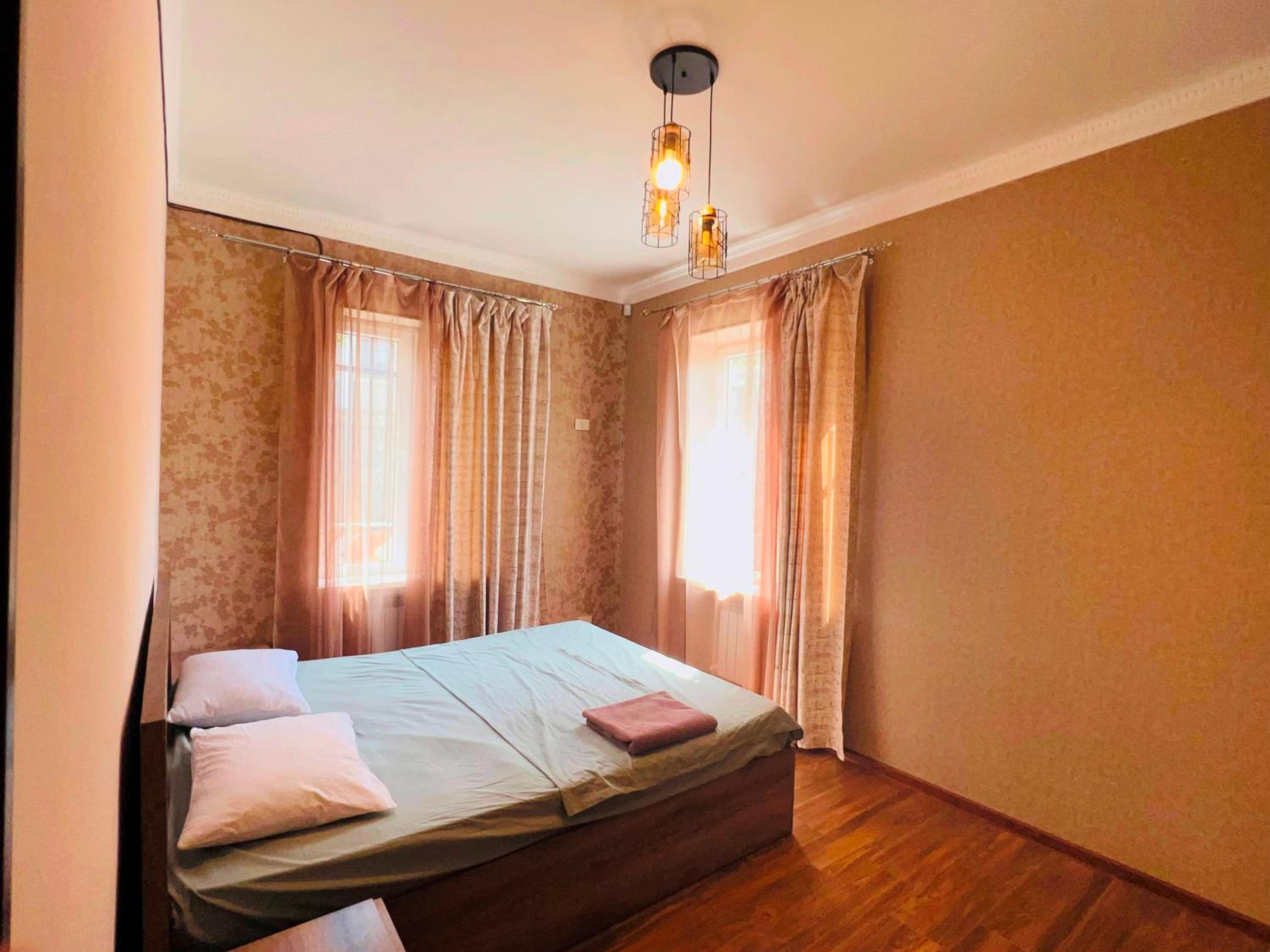 Awesome Large 3 Floor Villa Dilijan , 8 Bedrooms+4.5 Bathrooms+Swimming Pool, Nice Mountain View
