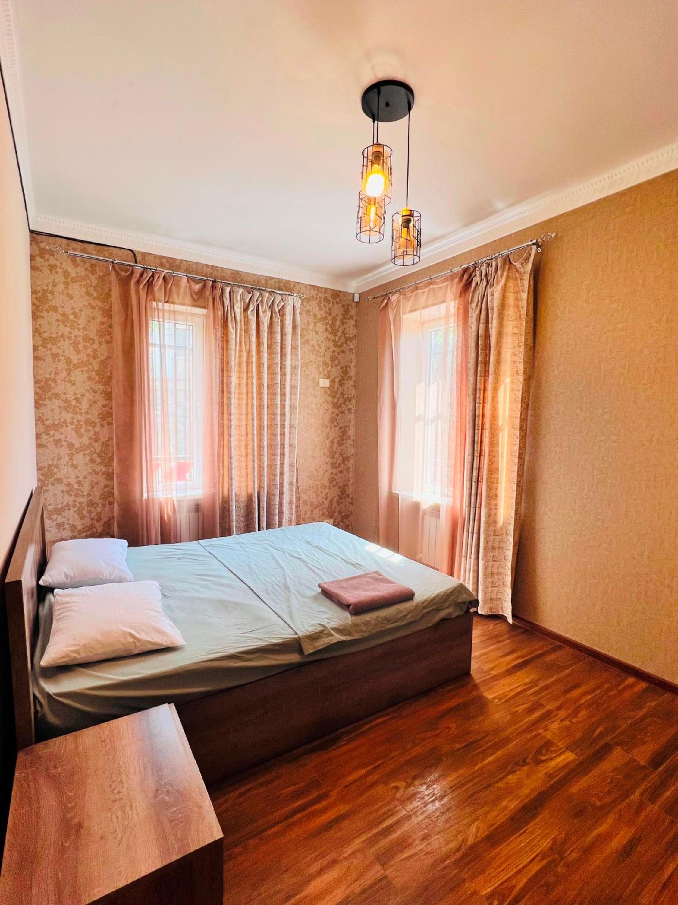 Awesome Large 3 Floor Villa Dilijan , 8 Bedrooms+4.5 Bathrooms+Swimming Pool, Nice Mountain View