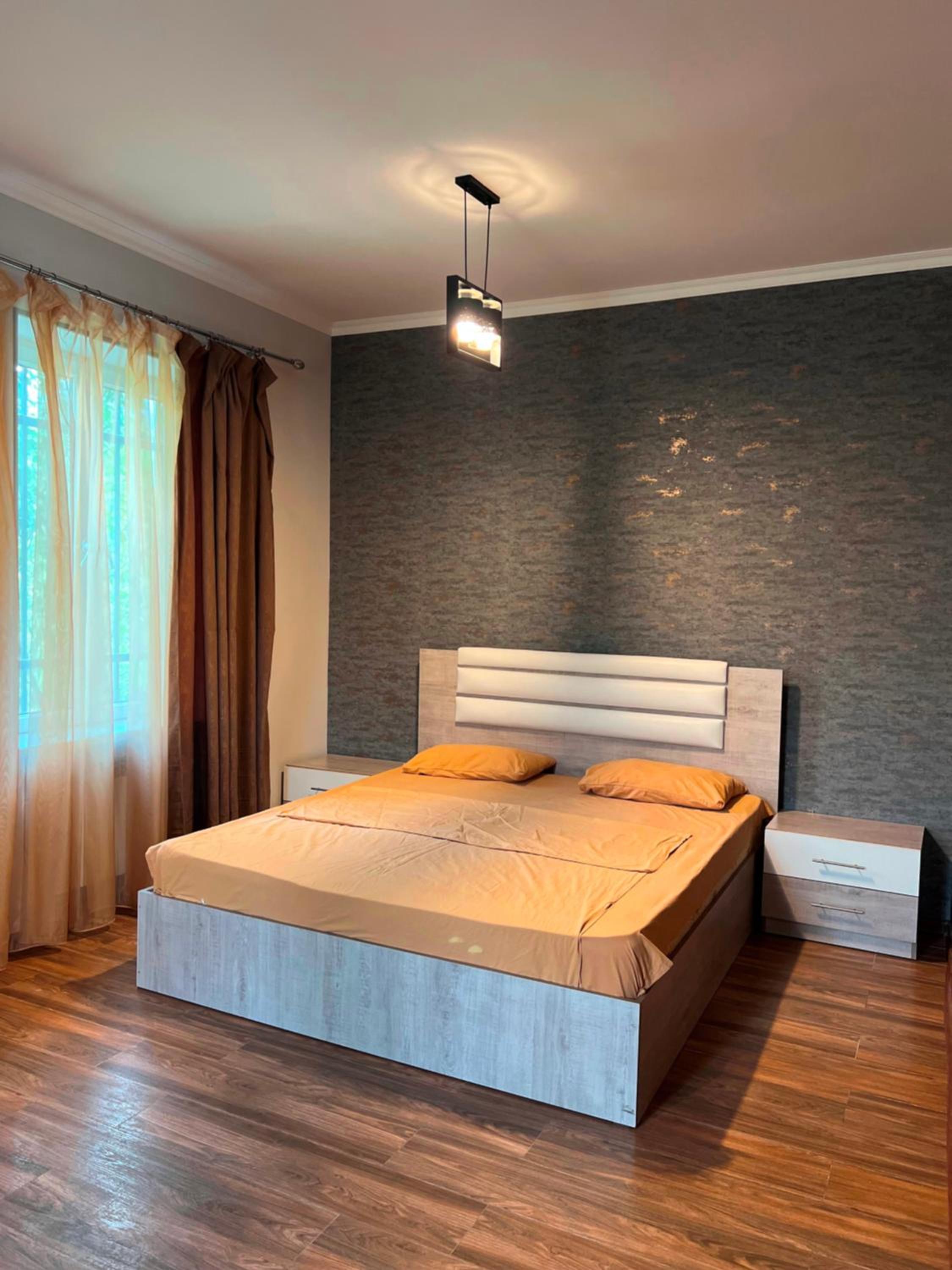 Awesome Large 3 Floor Villa Dilijan , 8 Bedrooms+4.5 Bathrooms+Swimming Pool, Nice Mountain View