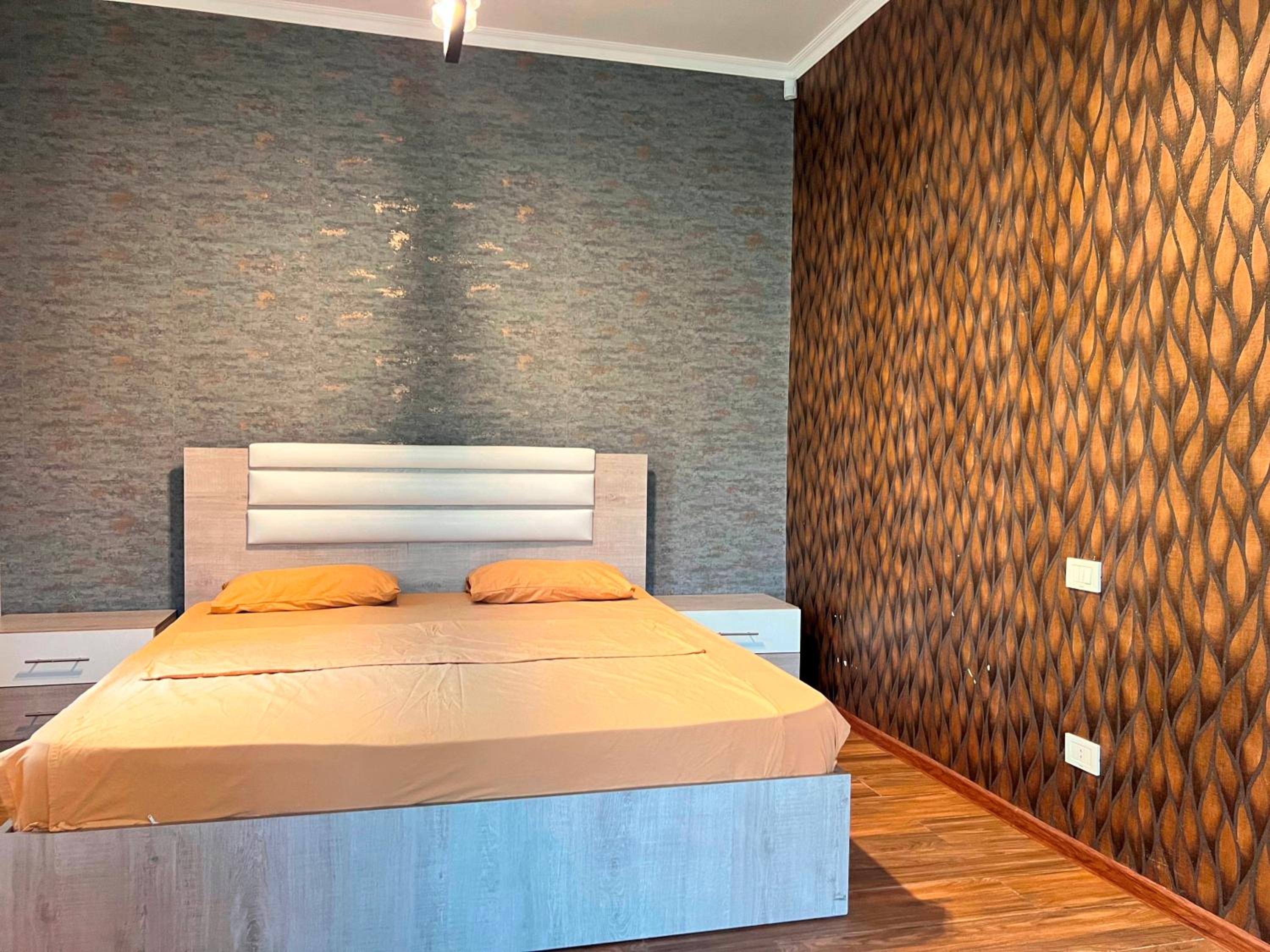 Awesome Large 3 Floor Villa Dilijan , 8 Bedrooms+4.5 Bathrooms+Swimming Pool, Nice Mountain View