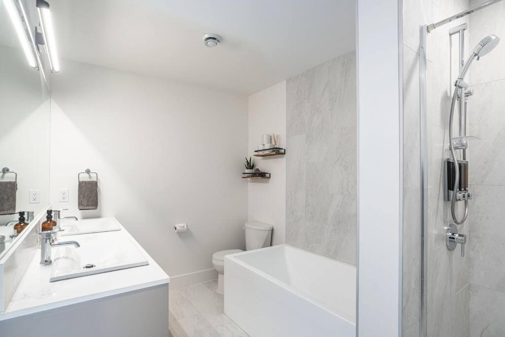 Revy Bliss - Dazzling Condo in the Mountains