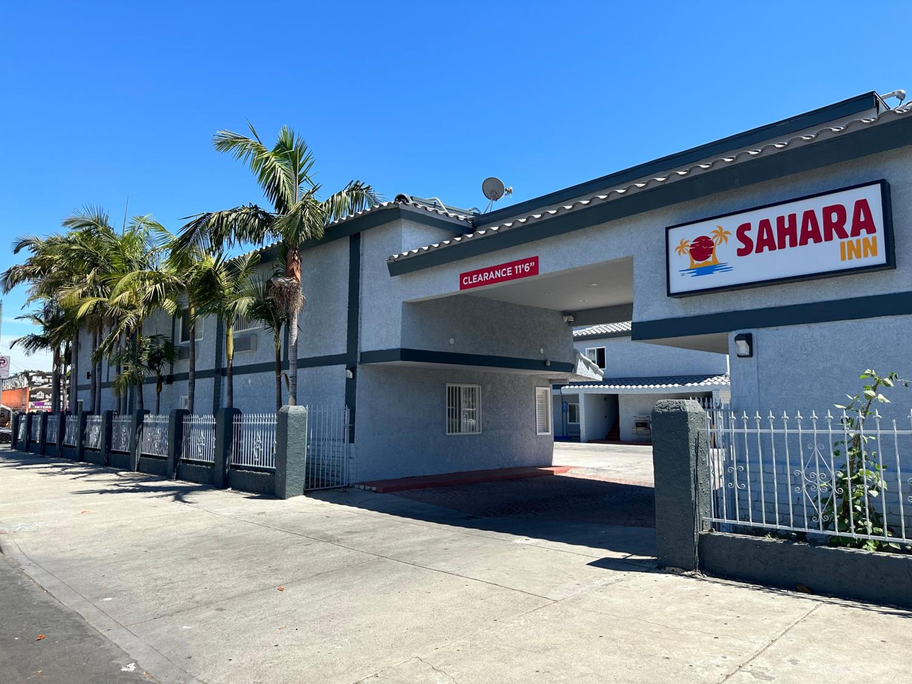 Sahara Inn - Los Angeles