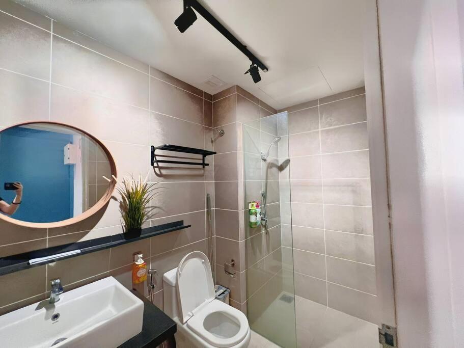 Heritage Studio with Balcony D'Sara, Direct MRT Kampung Selamat, near Thomson and Sungai Buloh Hospital photo 7