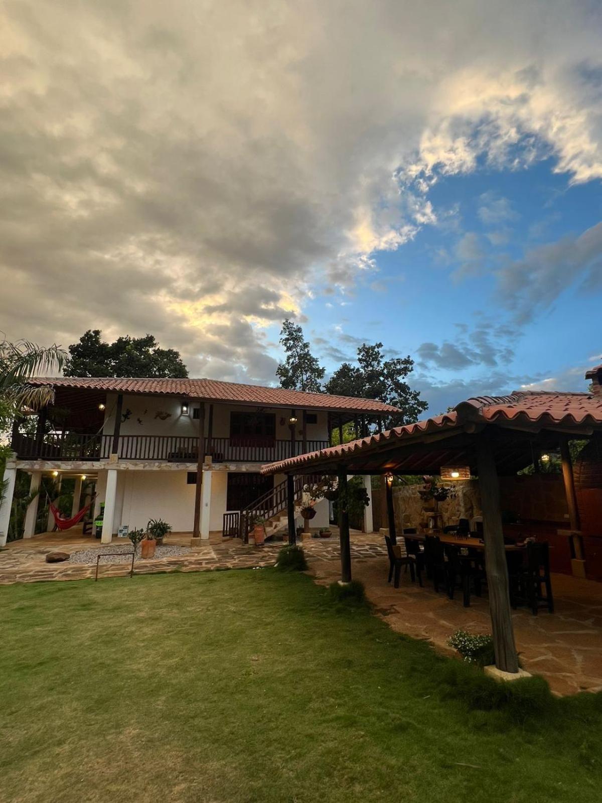 Villa Higueras