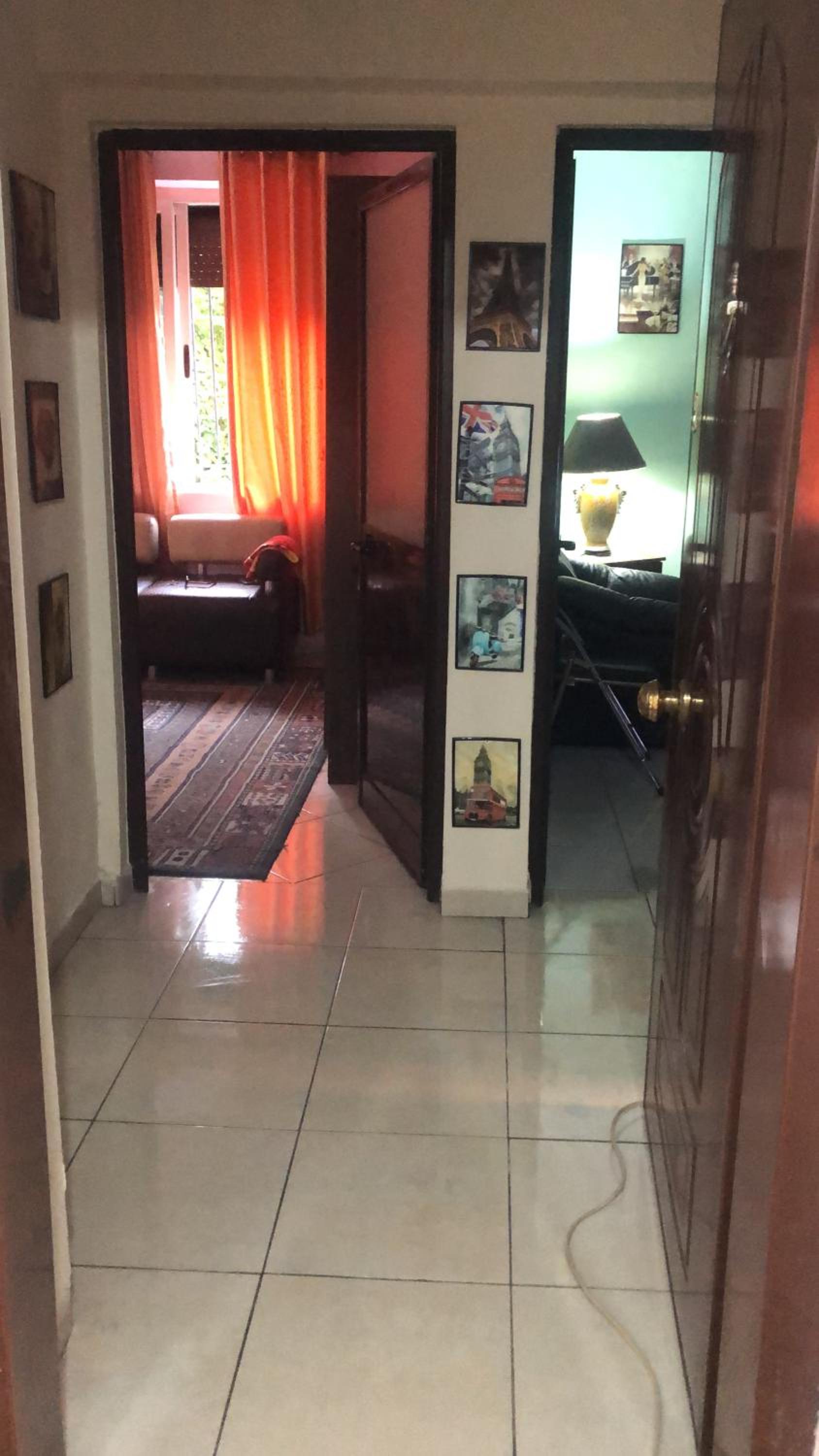 2 Bed-Room flat, 5 min walk from center