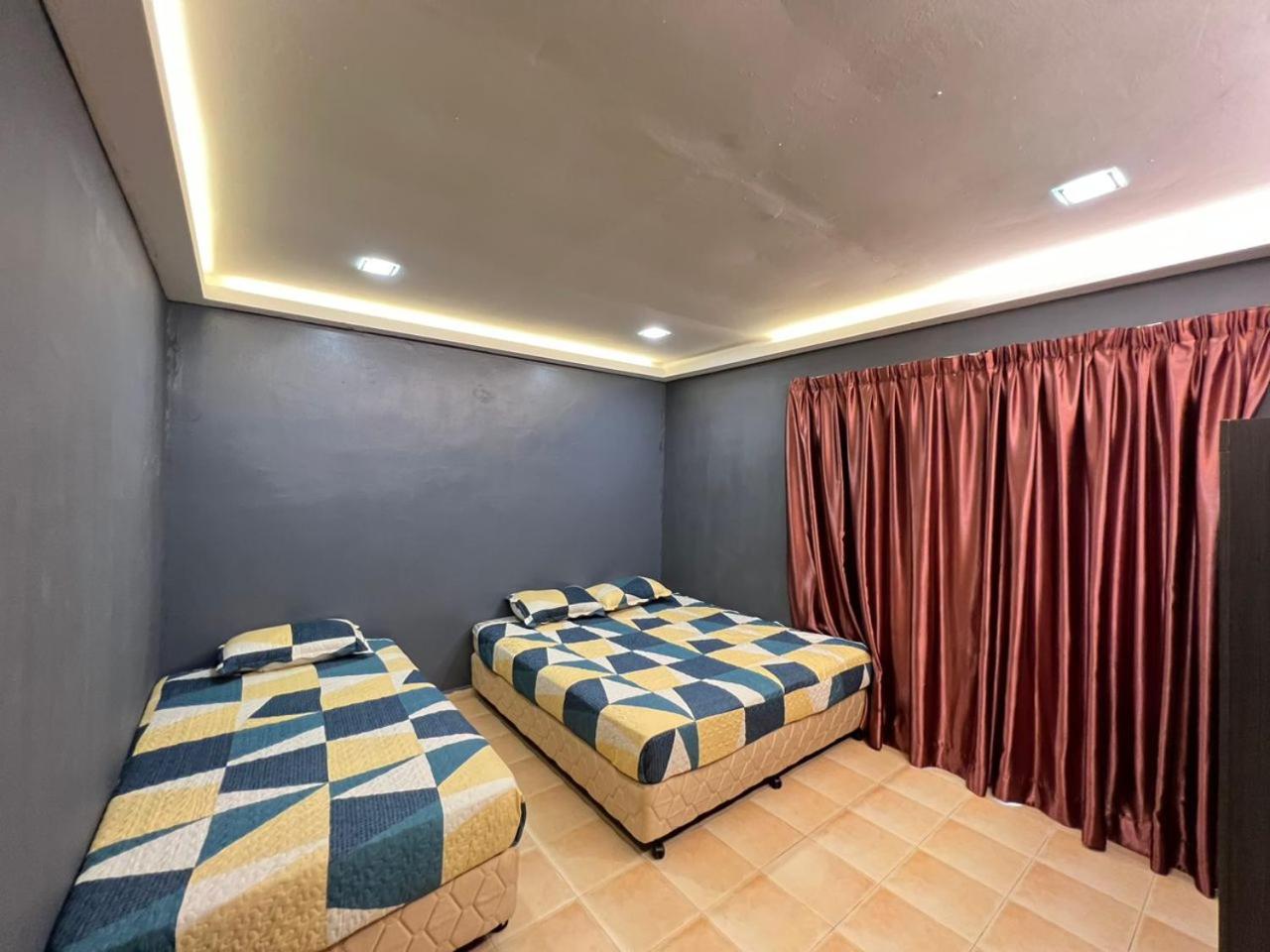 PRIVATE VILLA LOT 986 at A'Famosa Resorts Melaka Villa, 5rooms, private pool, BBQ, KARAOKE with surcharge photo 3