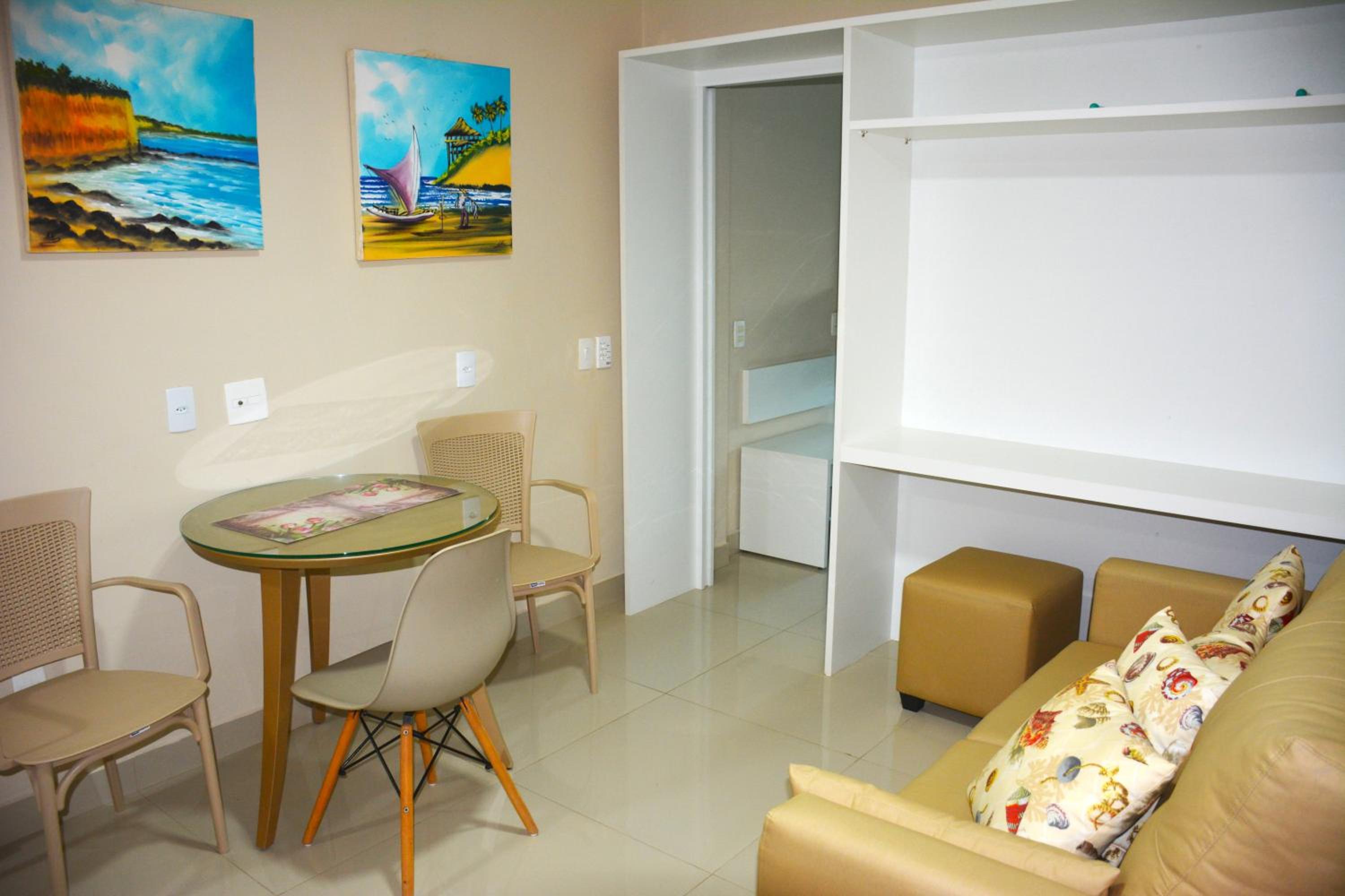Na praia - Araça 406 Super Luxo - Lateral vista mar