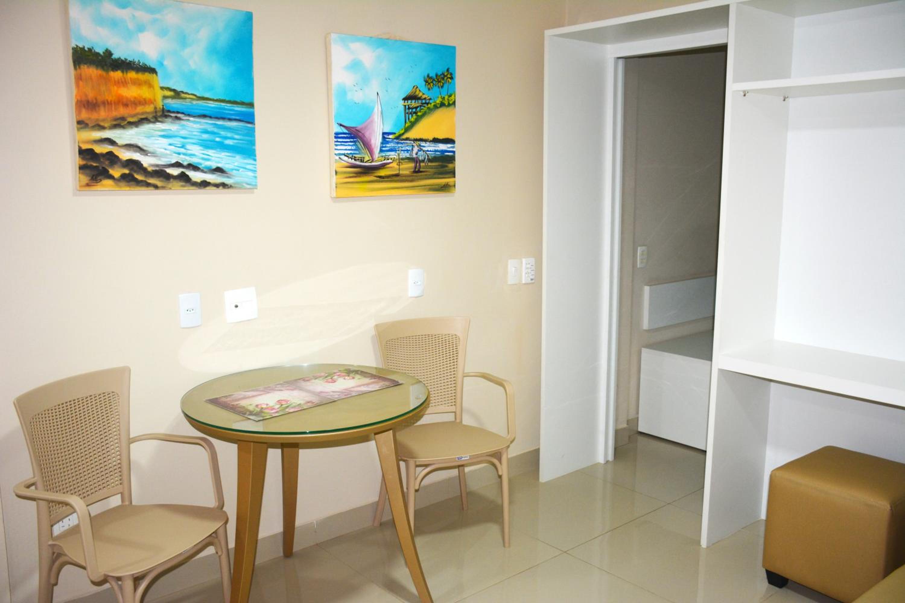 Na praia - Araça 406 Super Luxo - Lateral vista mar