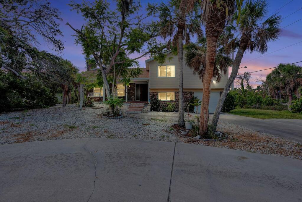 Beachside Bliss: Family-Friendly view 3