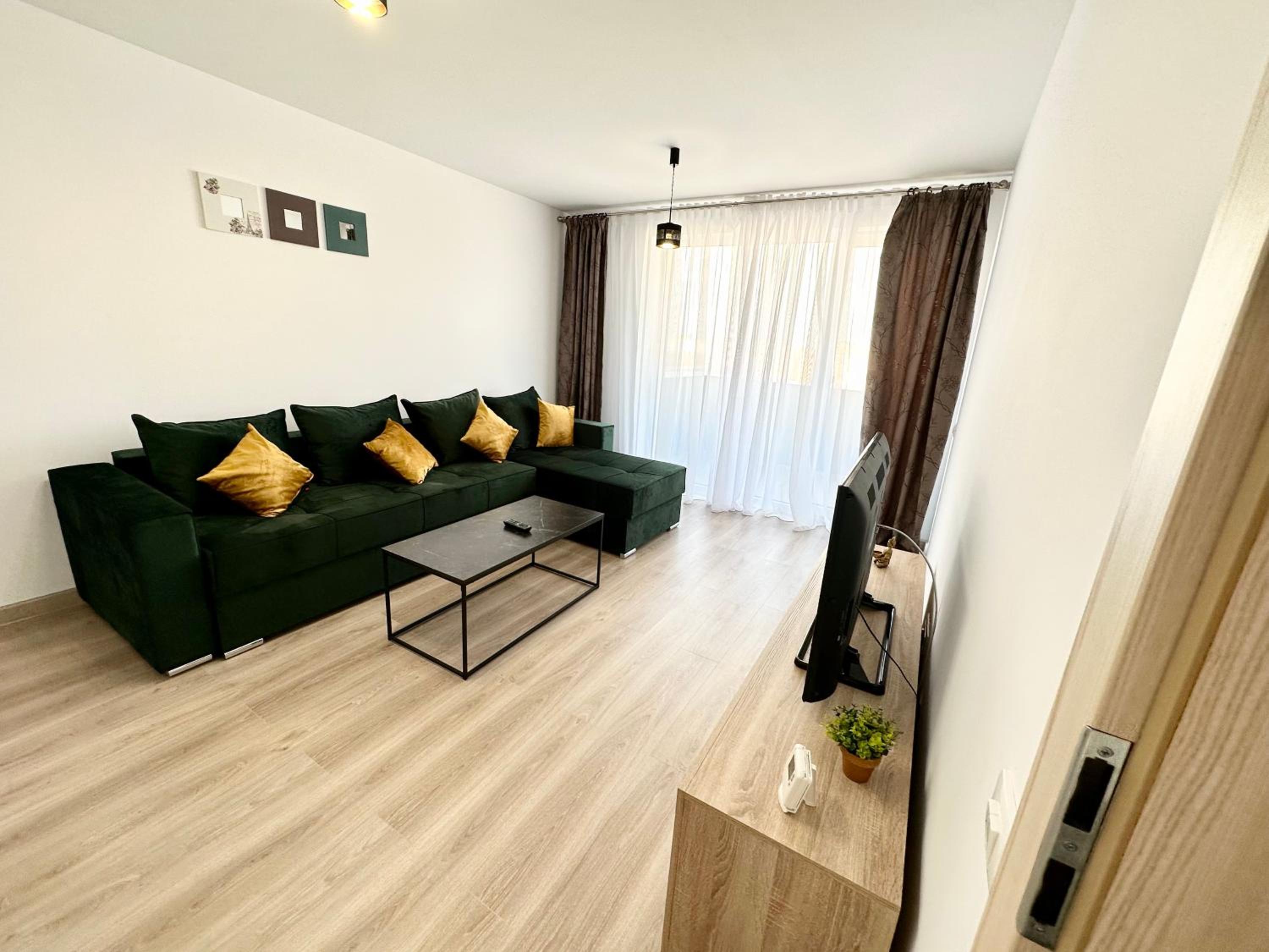 Urban Plaza Astra - Rise Private Apartments & Suites view 4