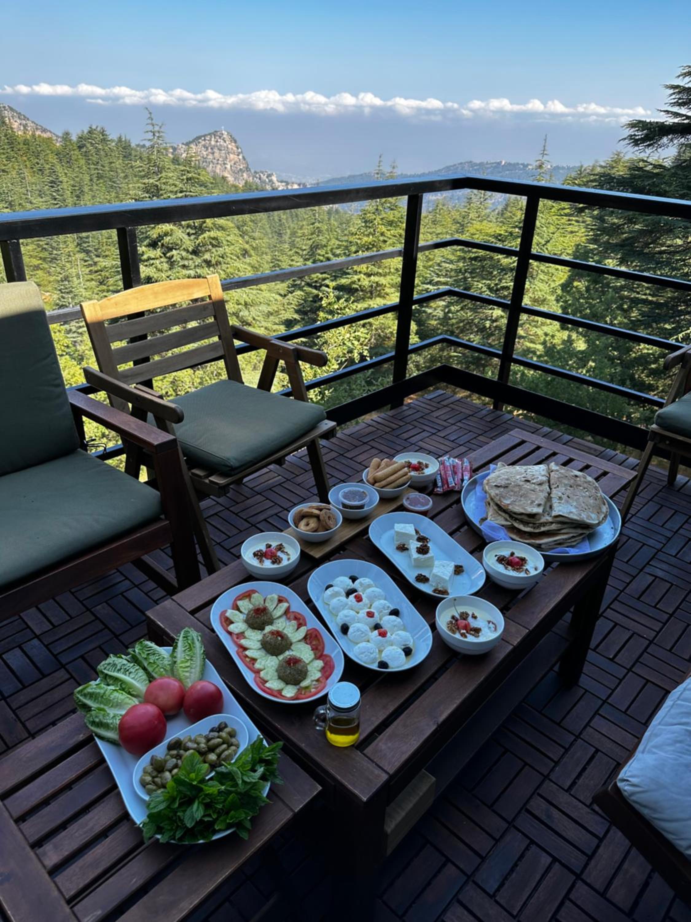 Cedar Scent Guesthouse view 2