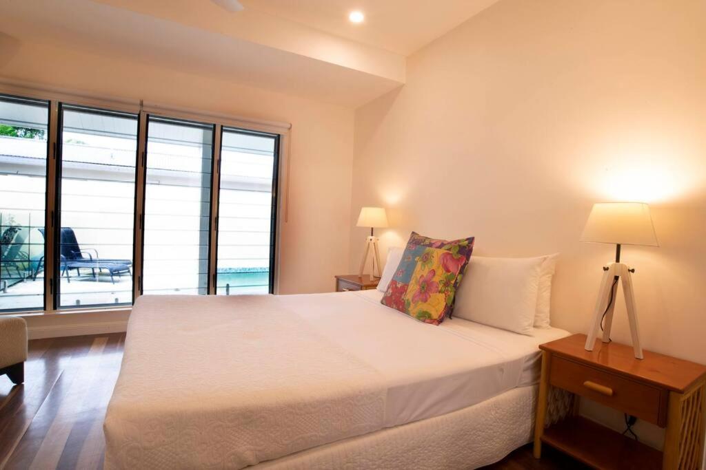 Beachfront on Mission - Absolute Beachfront