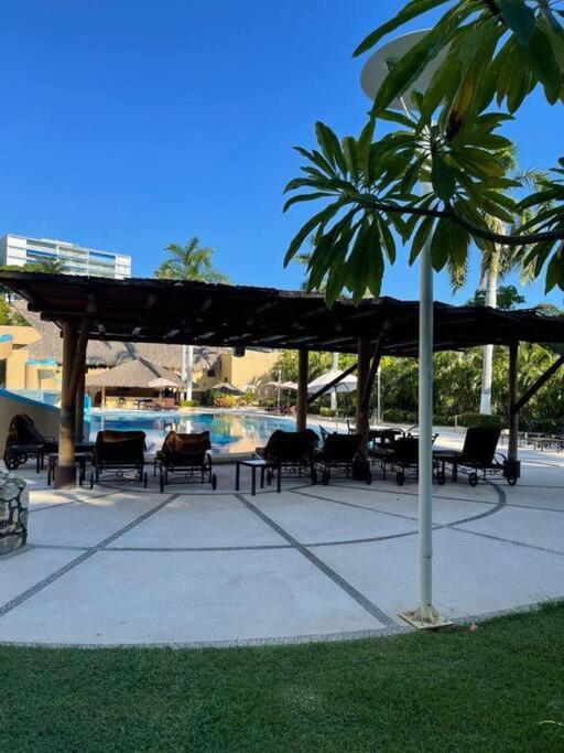 Departamento de lujo. Seguridad 24. Playa a pasos. view 4