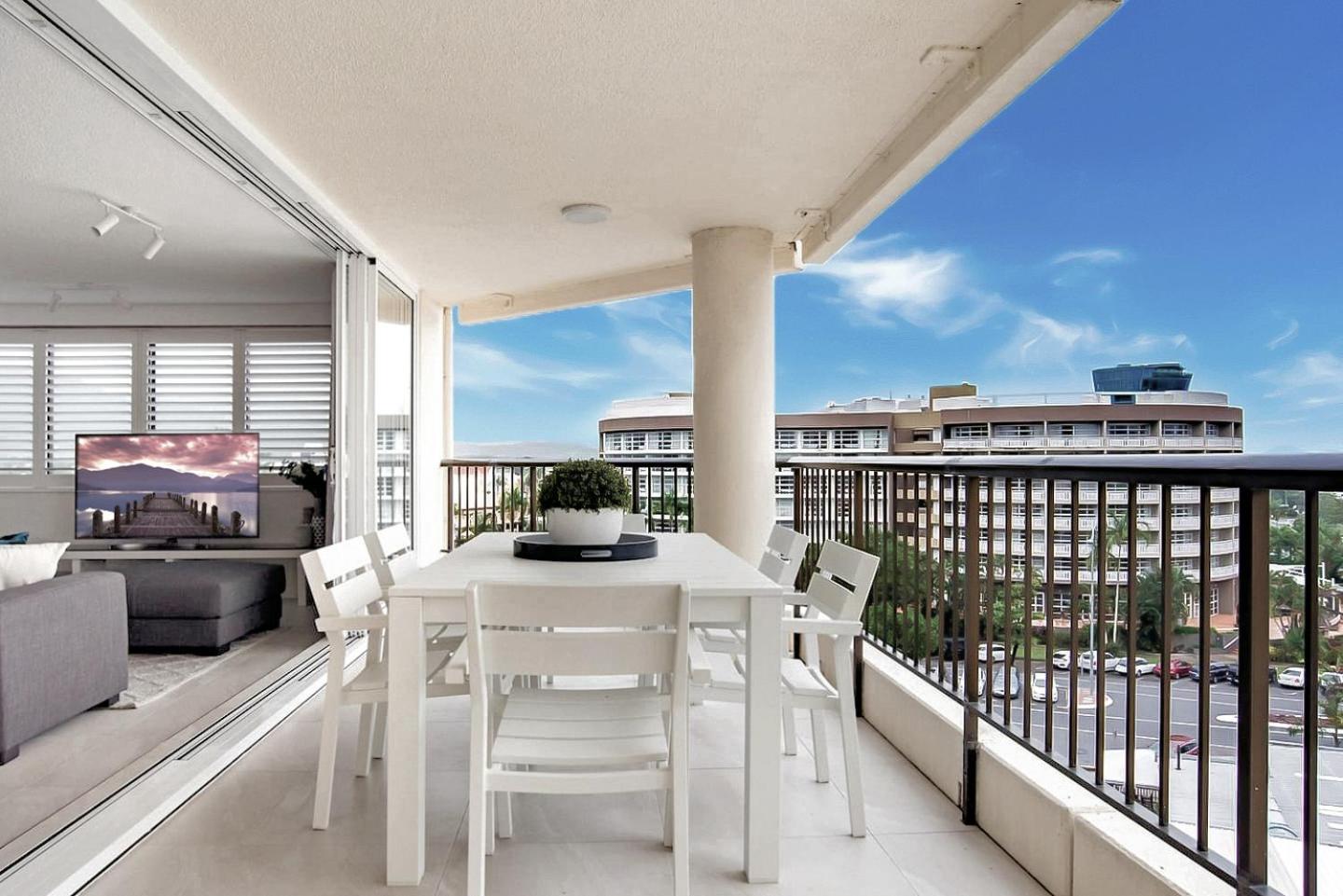Aquarius Luxury Apartment