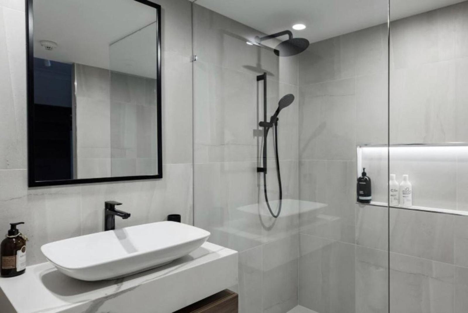 Aquarius Luxury Apartment