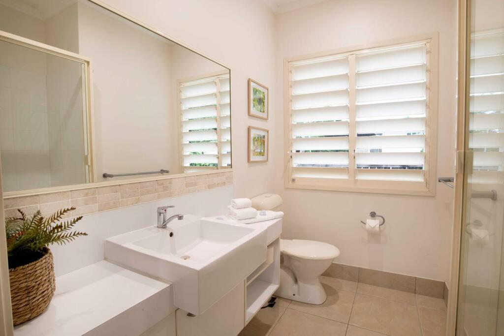 Solitaire - Tropical Style - 3 bedrooms