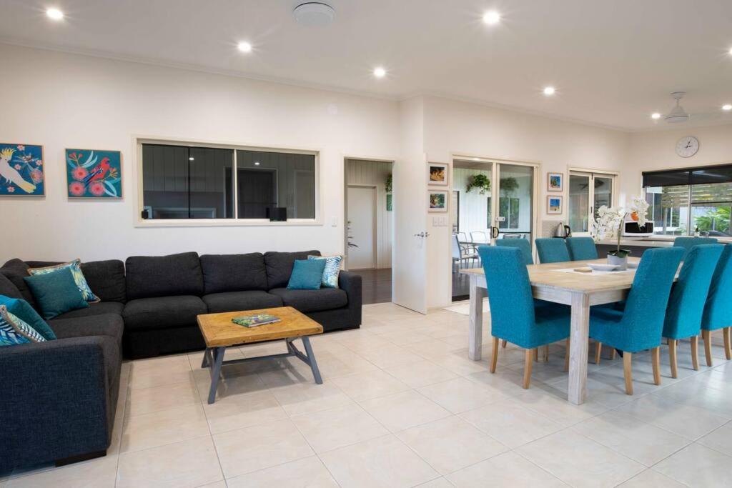 Solitaire - Tropical Style - 3 bedrooms