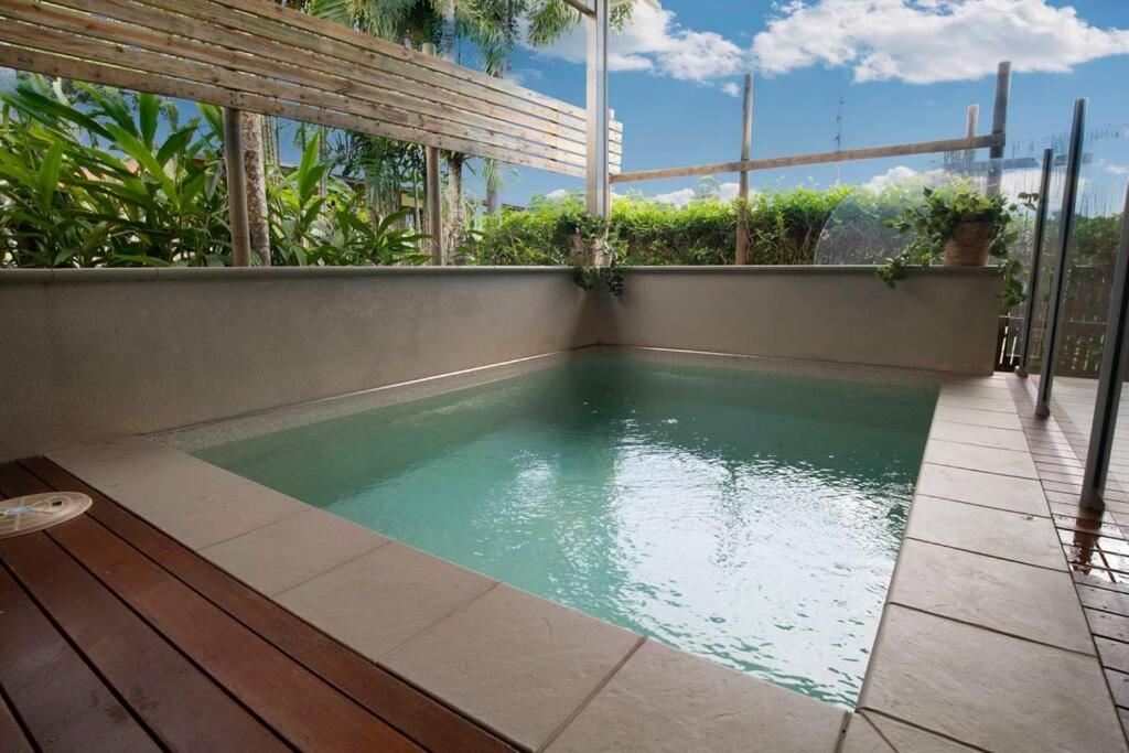 Solitaire - Tropical Style - 3 bedrooms