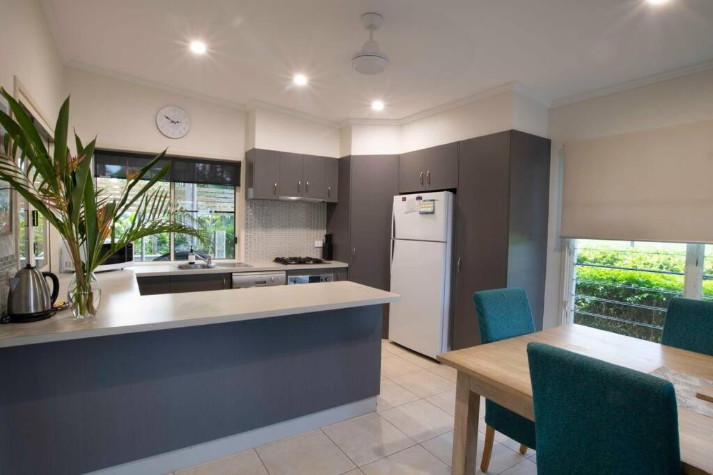 Solitaire - Tropical Style - 3 bedrooms