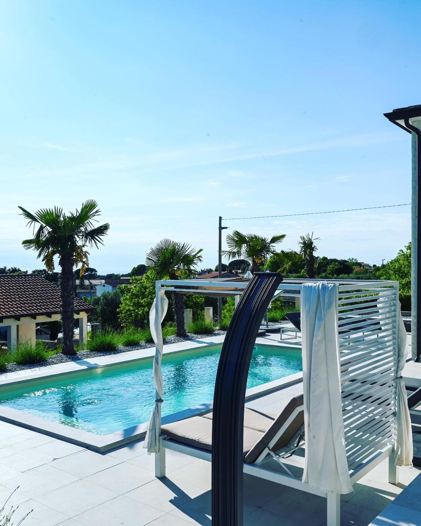 Sunshinewilla com - amazing sea view - private pool - 4 bedrooms - 3 bathrooms - workout view 4