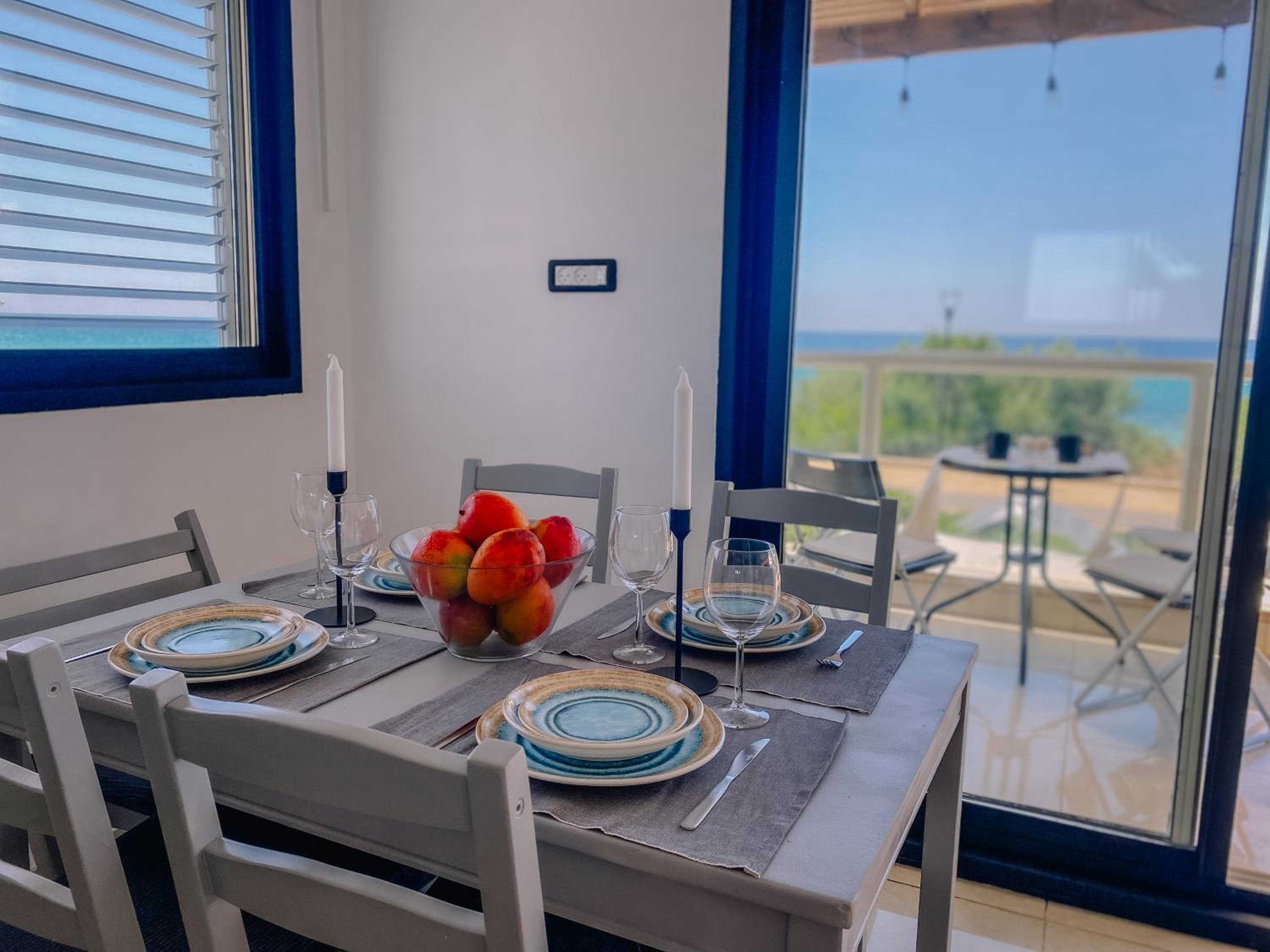 GW951 Gugel Waves Amazing Seaview Apartments view 4