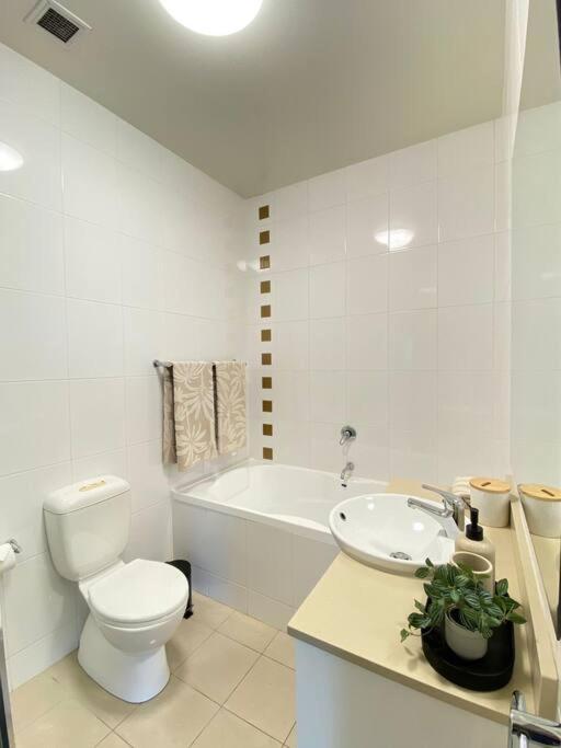 Apartment in Chiswick with Pool, sauna & Gym