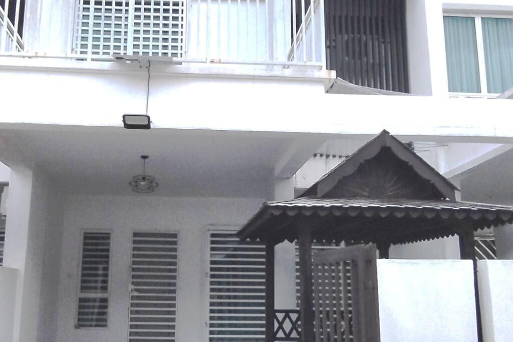 Homestay Kota Bharu ONE SERIBONG near Mydin mall Tunjong & Wakaf Che Yeh photo 6