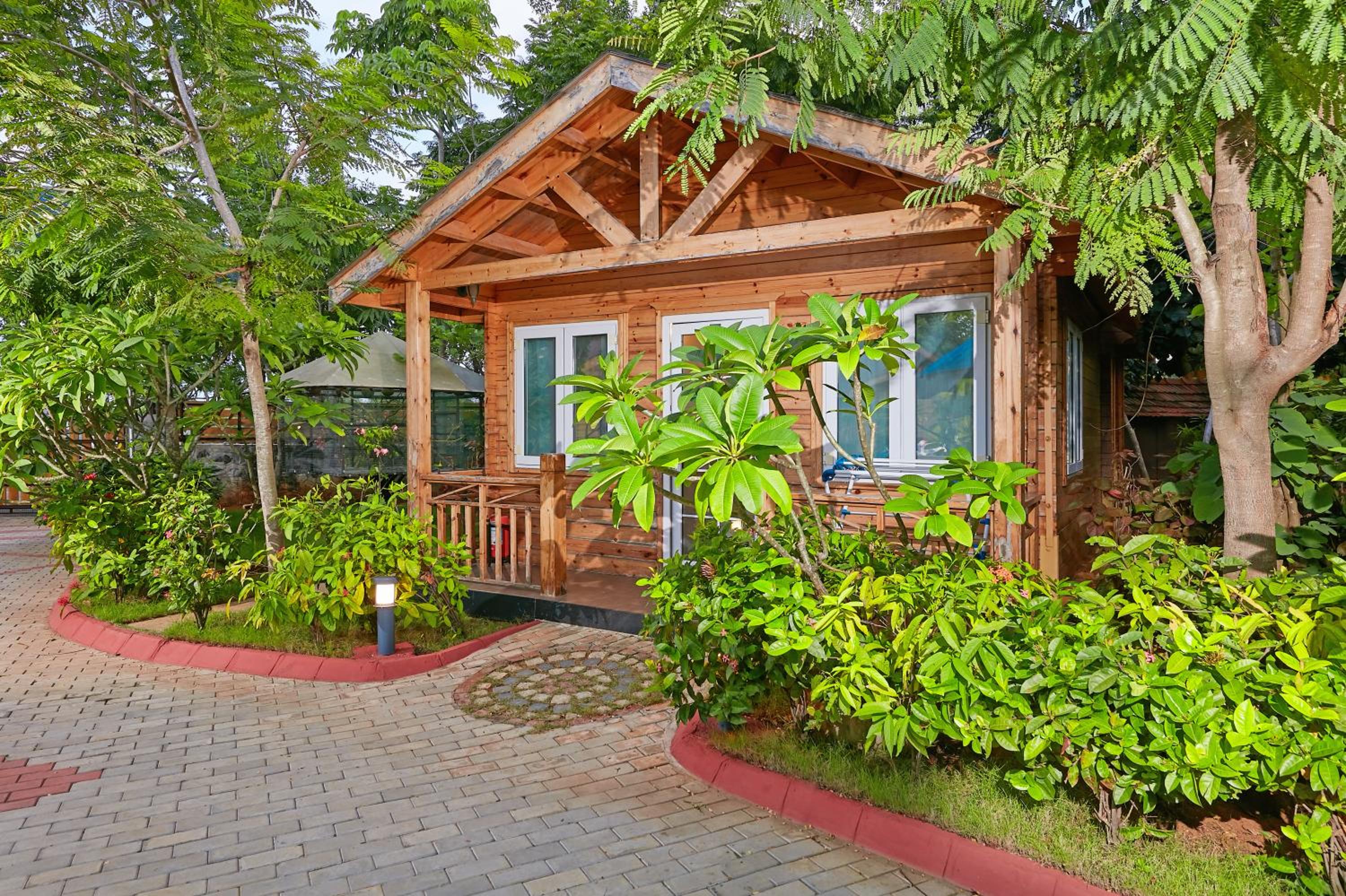 Bodhiwoods Resorts