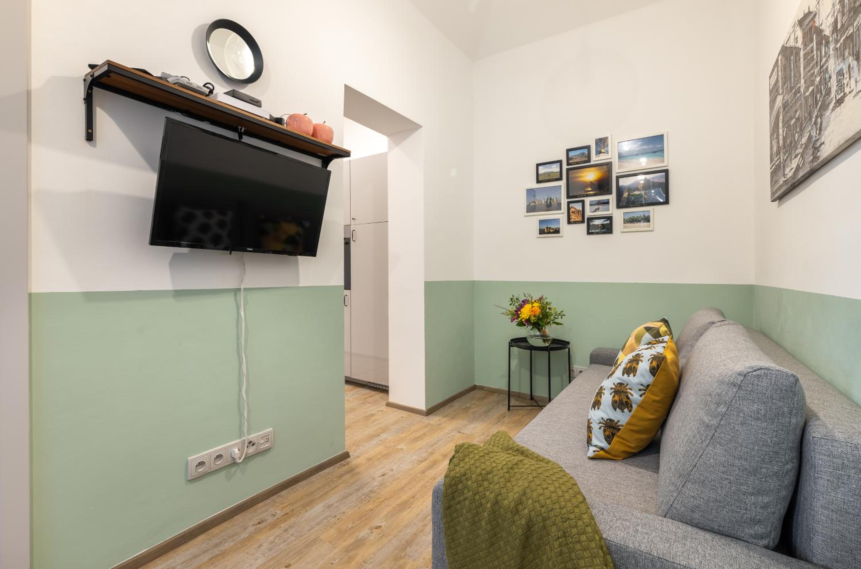 Cute 1bedroom center apartment