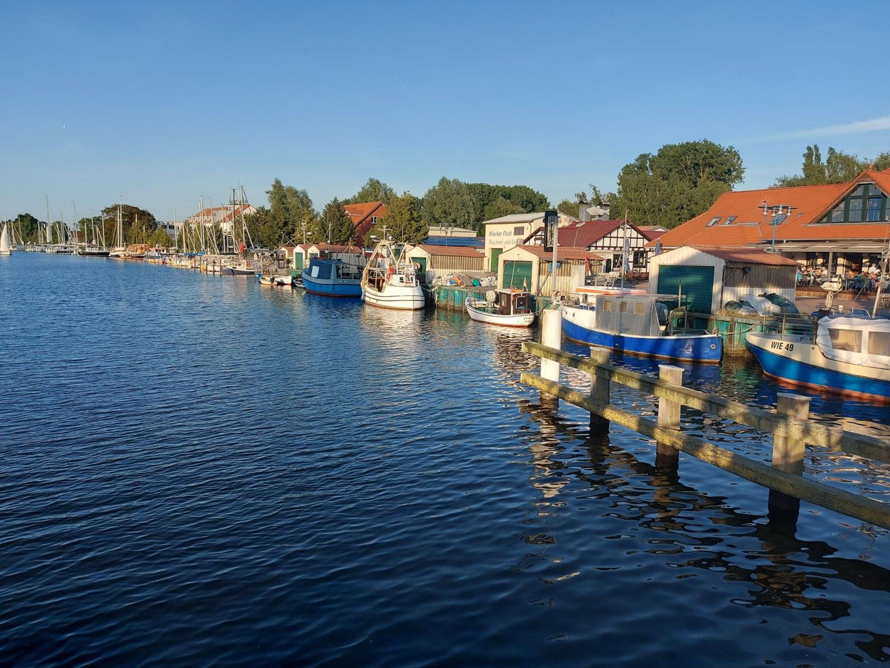 Hochwertiges Fischerhus mit Terrasse und Grill