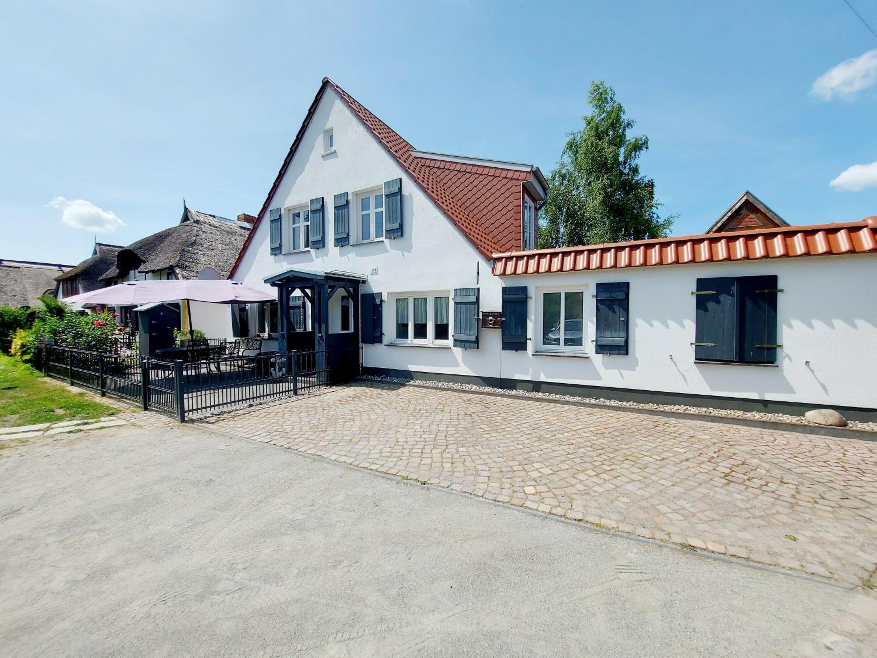 Hochwertiges Fischerhus mit Terrasse und Grill