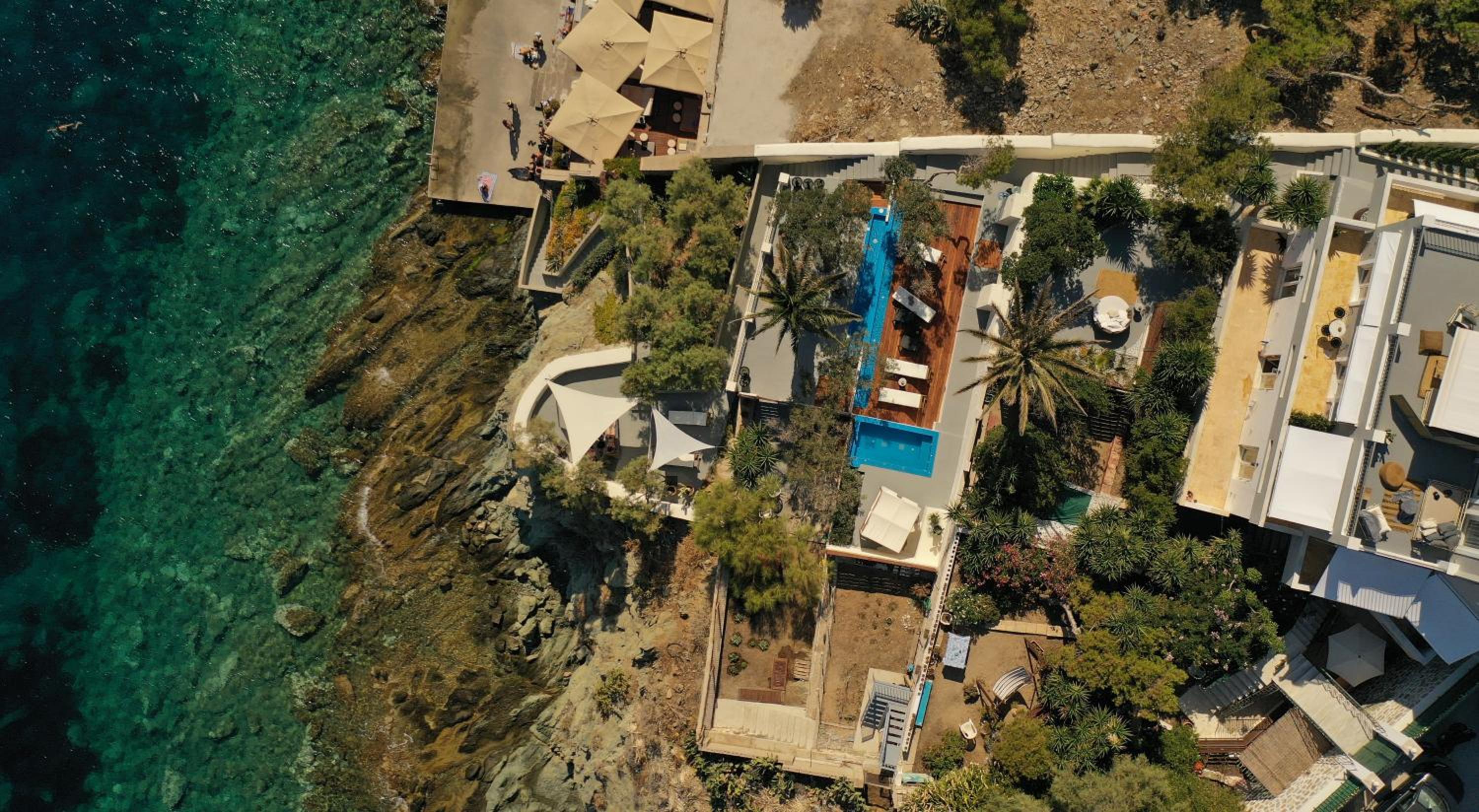 Hotel Pafsilipon Suites - Image 1