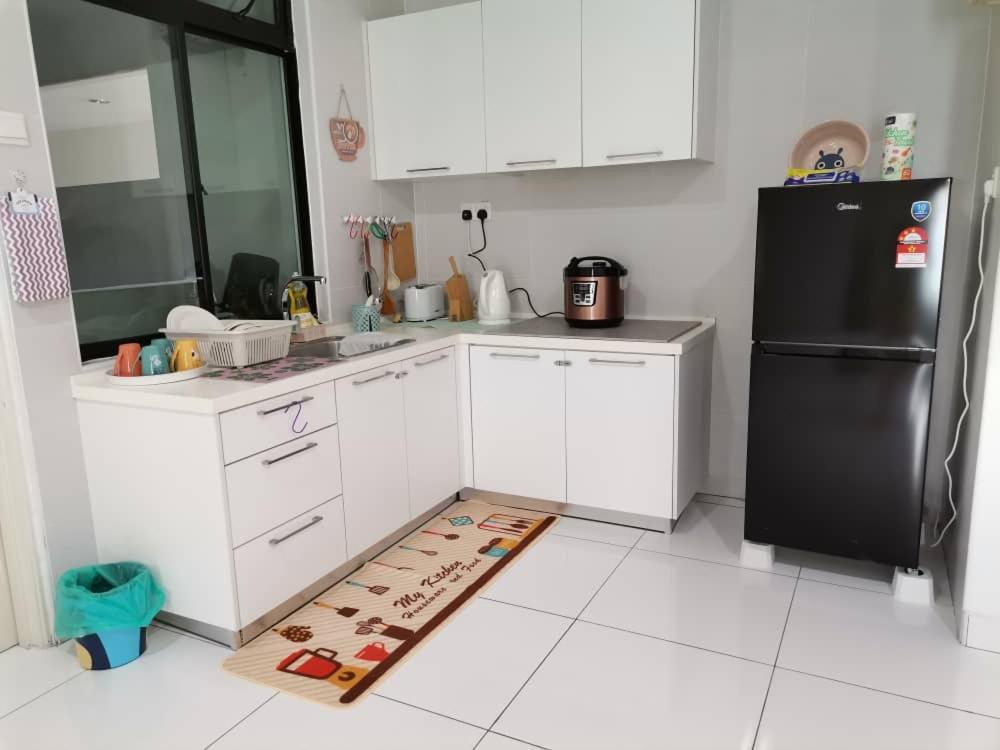 Paradigm Mall Platino Apartment 2BR 2FREE By Natol