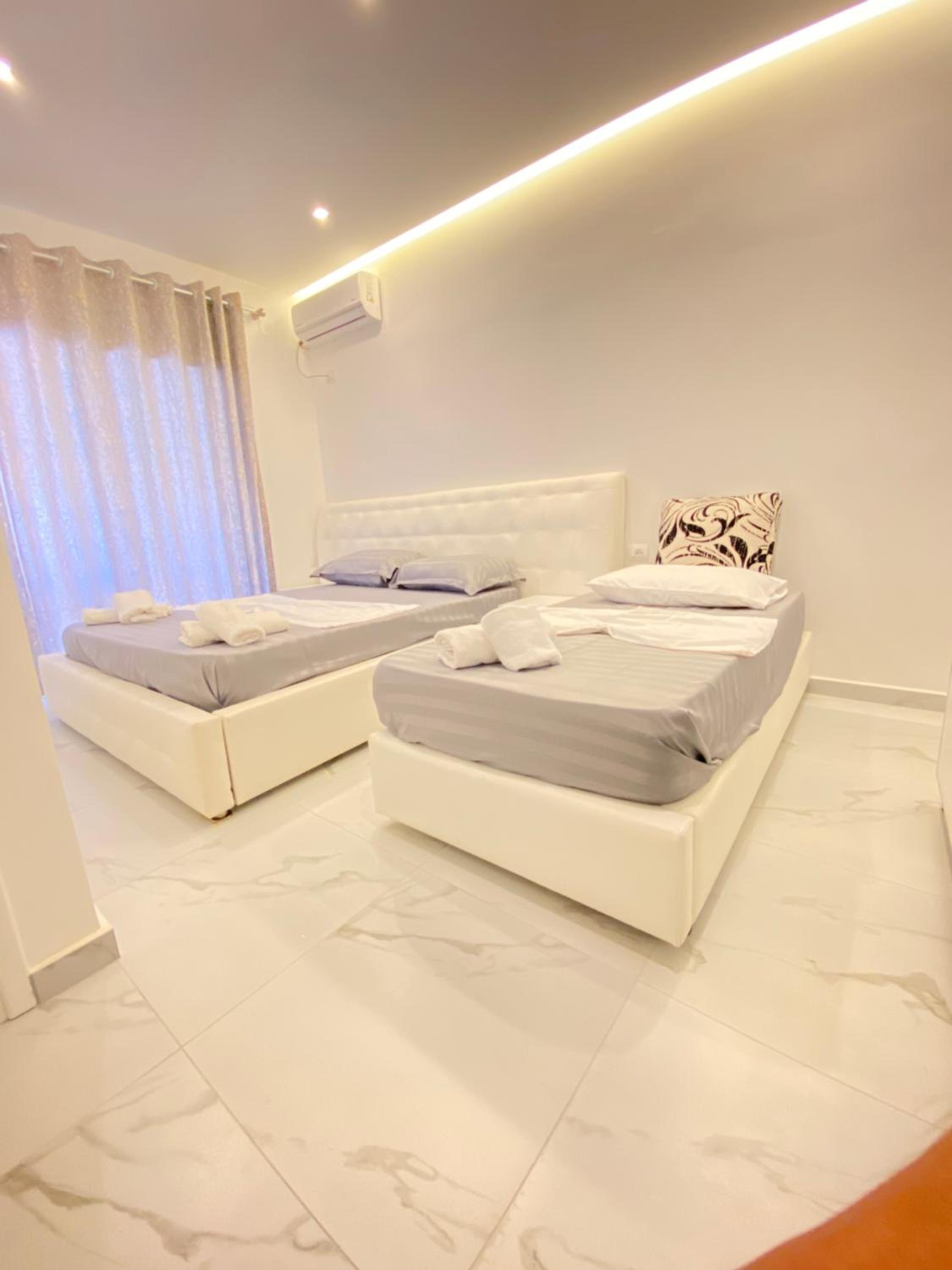 Eos ApartHotel