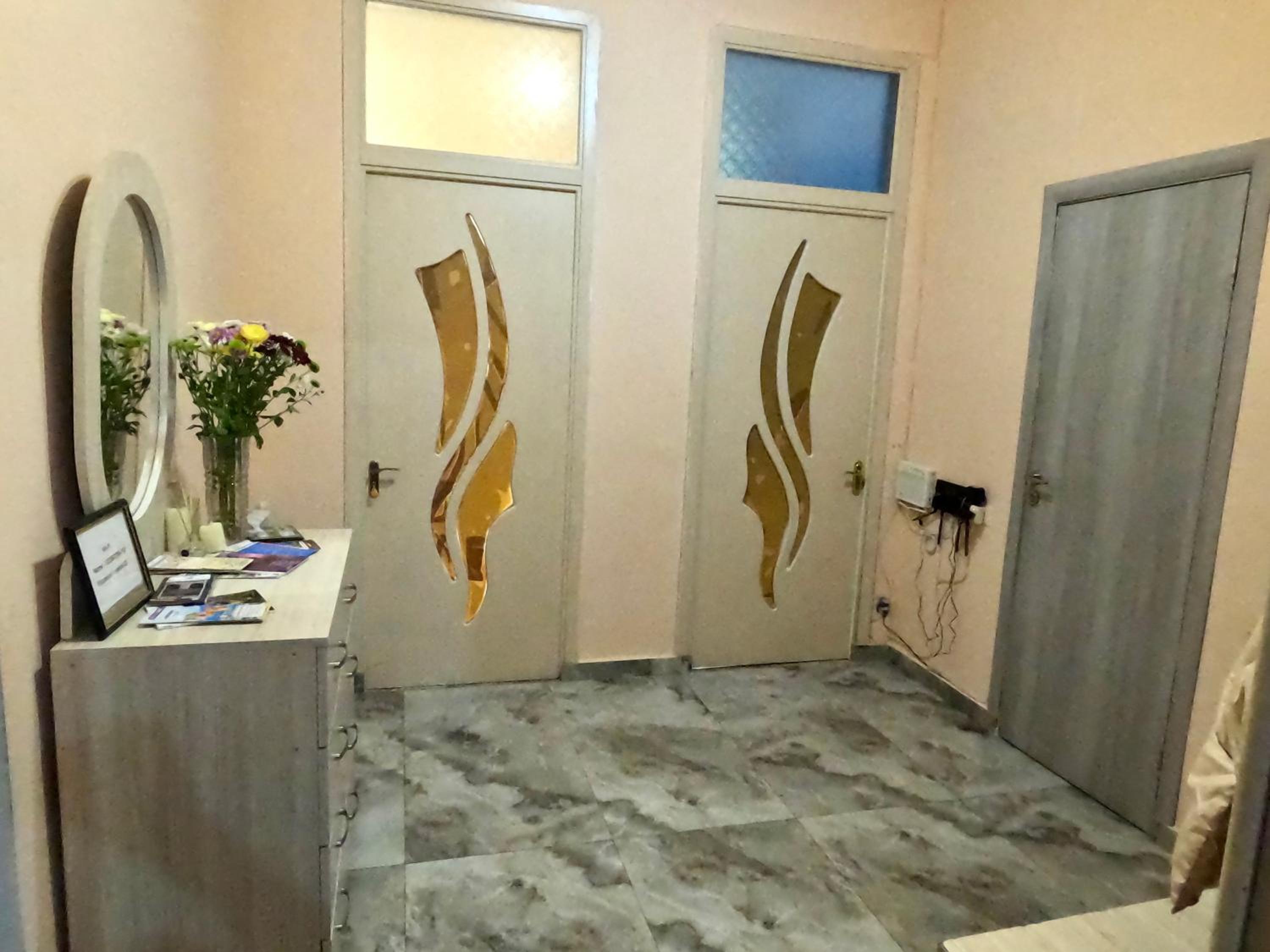 Karson Guest House and Tours