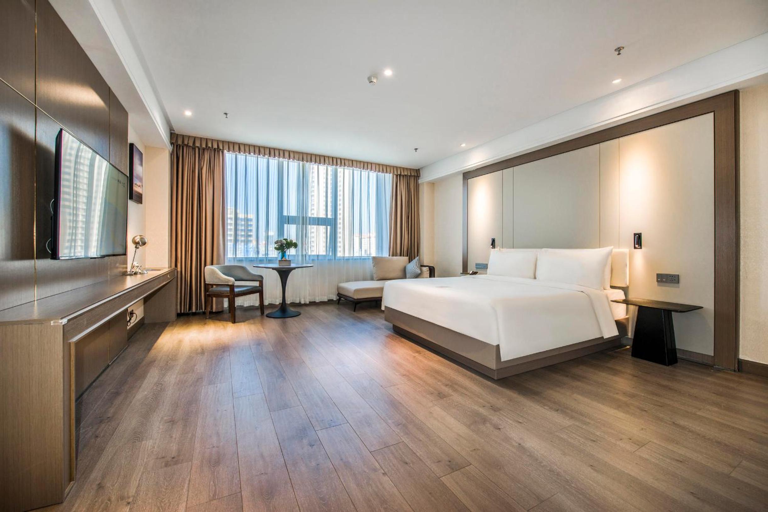 Atour X Hotel Yangjiang Jiangcheng Junyi Plaza