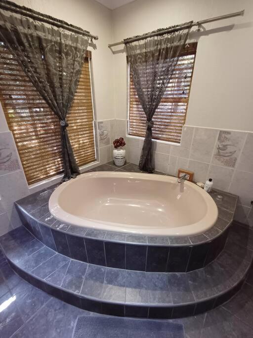 Khalila's Equestrian Cottage view 3