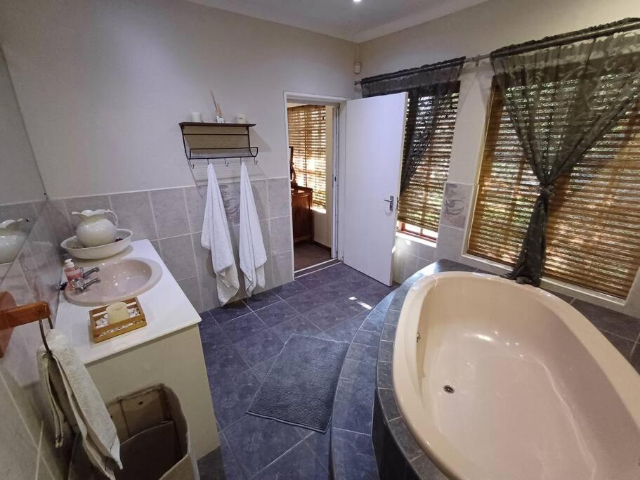 Khalila's Equestrian Cottage view 5
