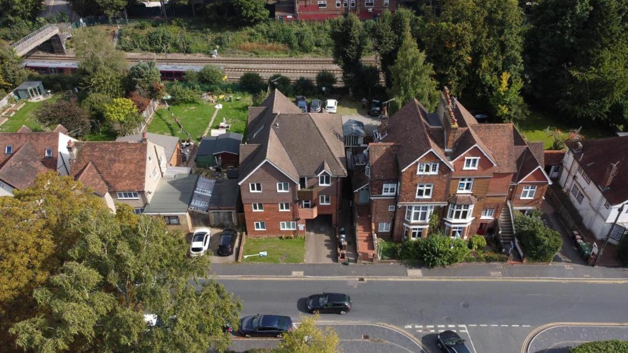 Buckingham Court