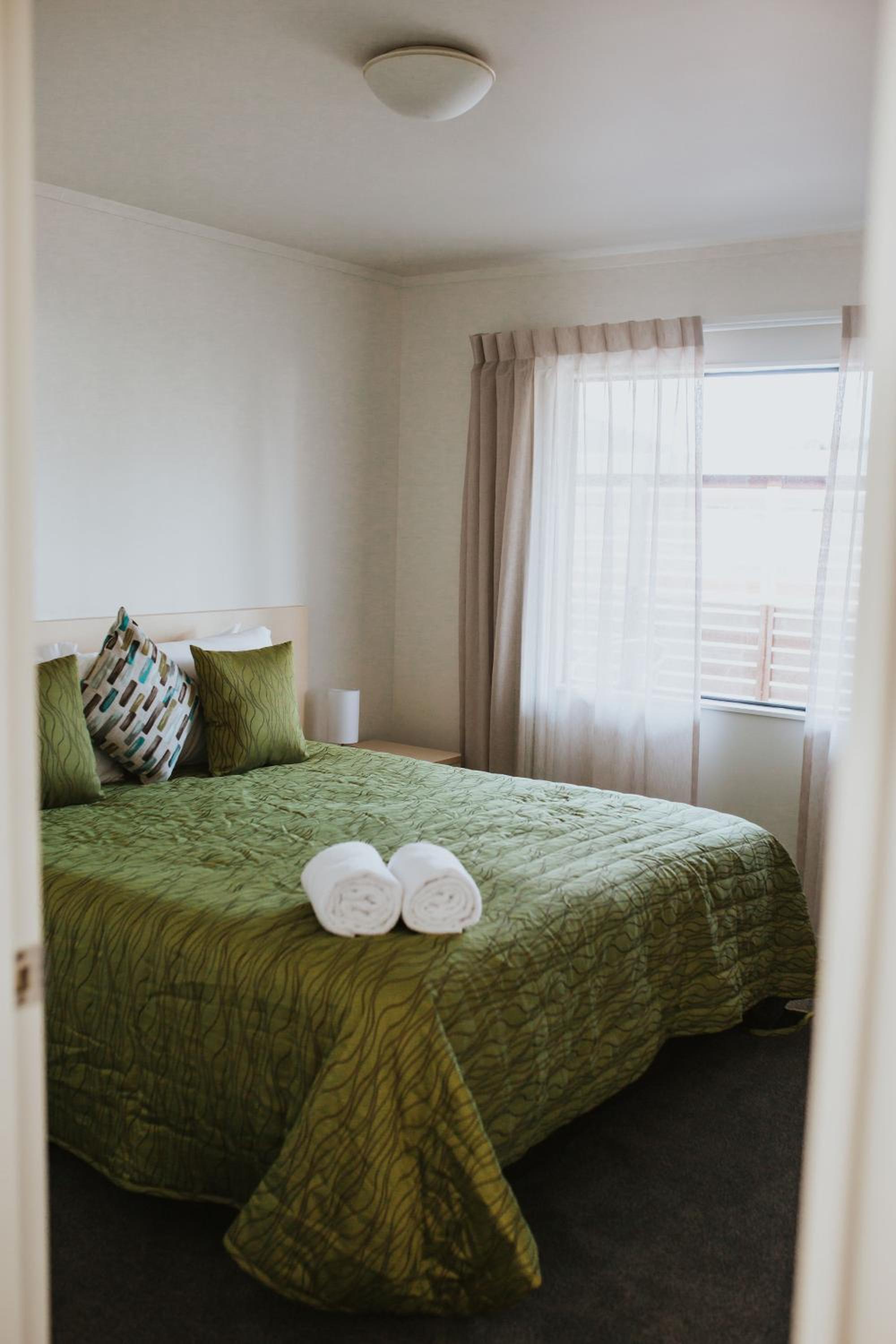 Peninsula Motel