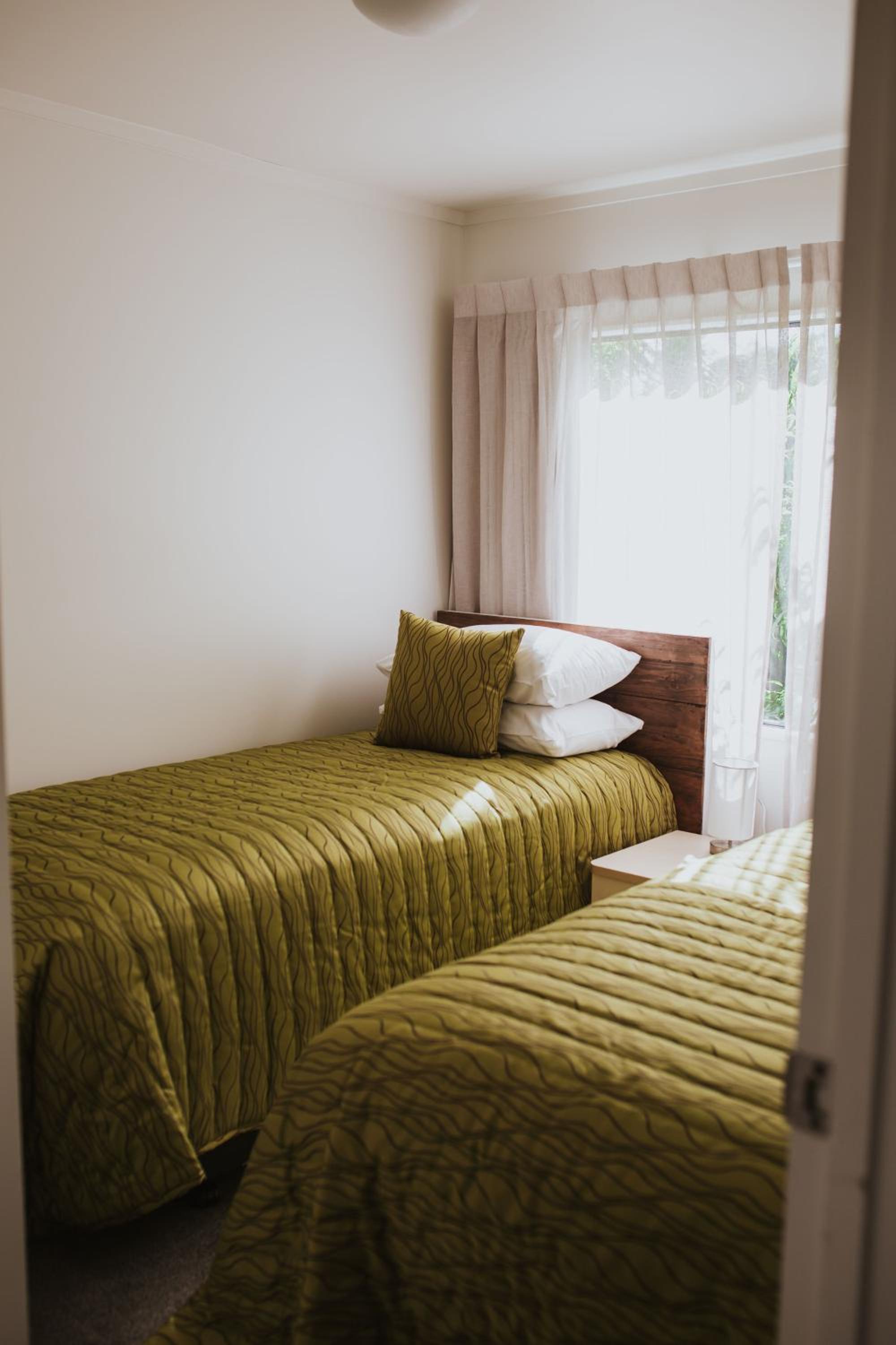 Peninsula Motel