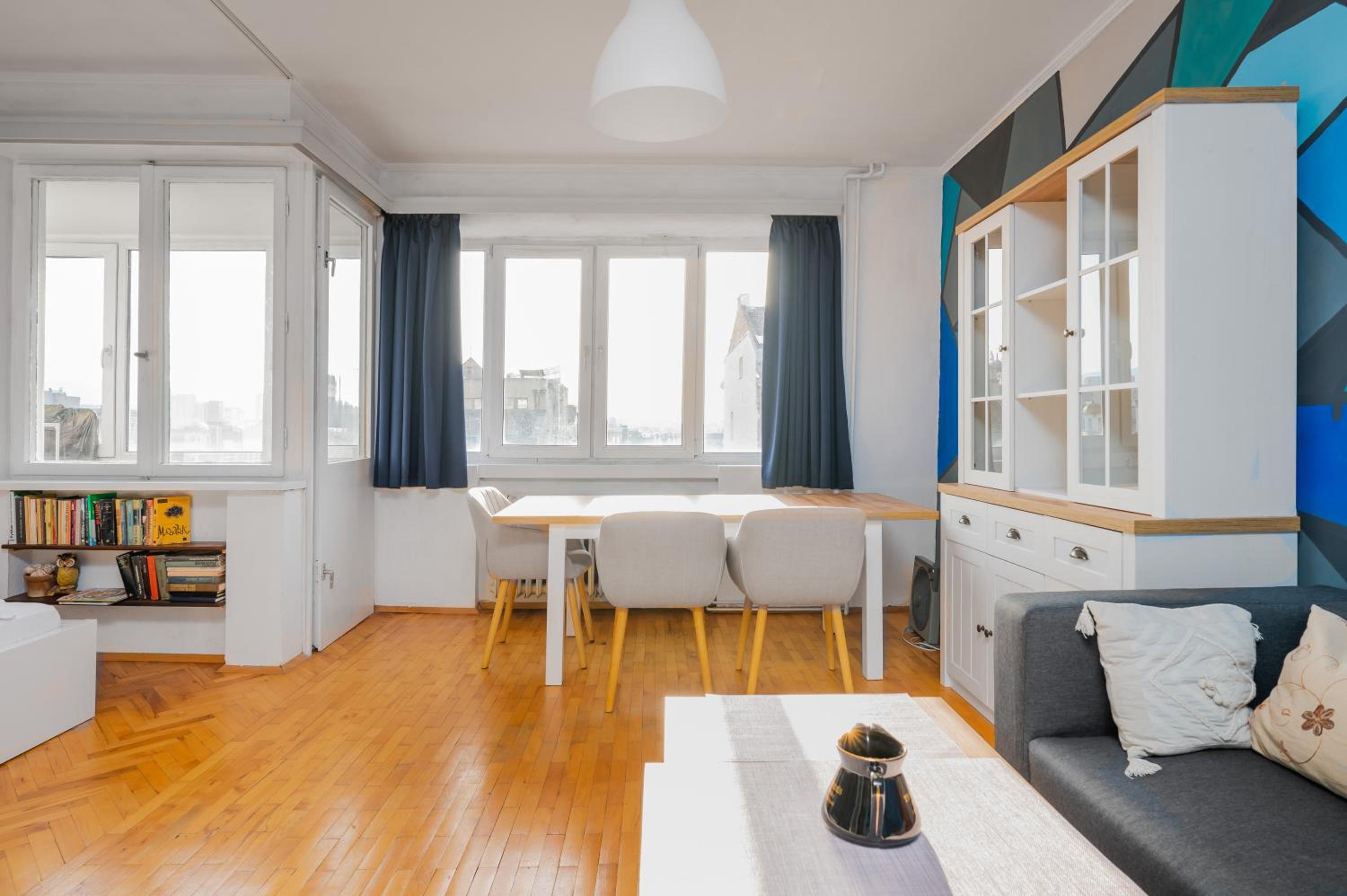 Prime Location in City Center I The Blue Art Spot