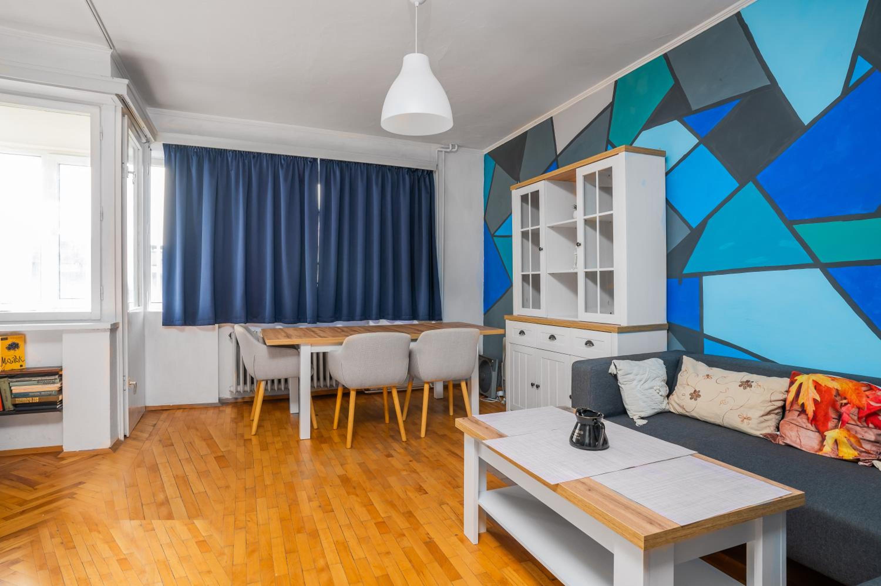 Prime Location in City Center I The Blue Art Spot