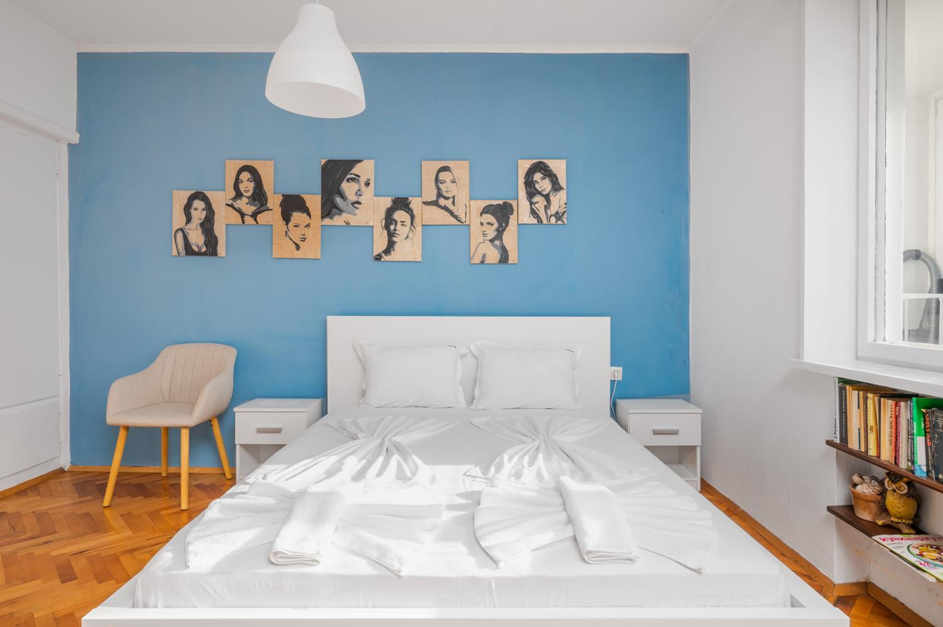 Prime Location in City Center I The Blue Art Spot