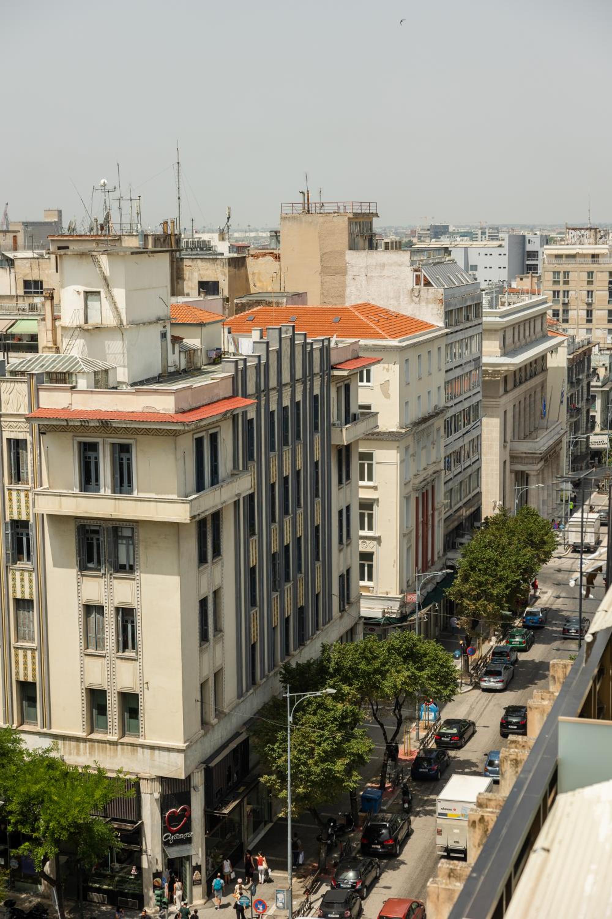 Rooftop Tsimiski Apartment