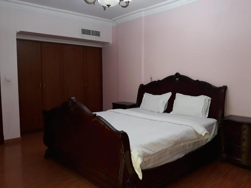 Alzebara 2 Apartment