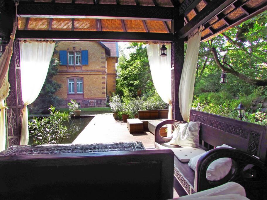 Herrschaftliches Apartment in historischer Villa
