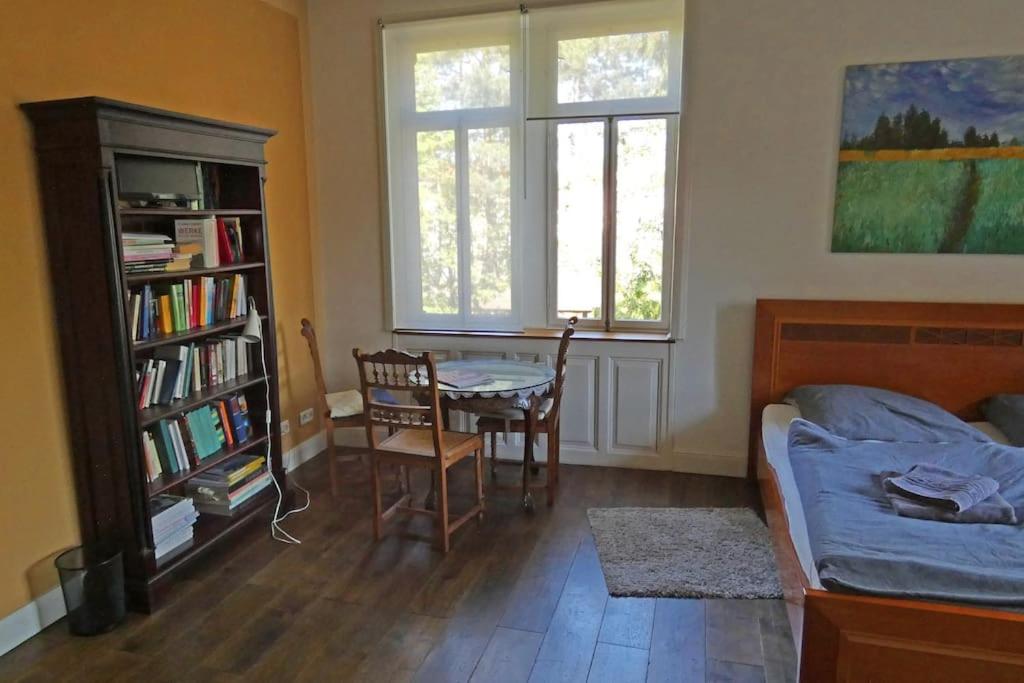 Herrschaftliches Apartment in historischer Villa